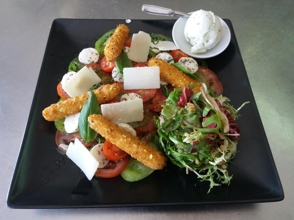 Hotel Restaurant Le Traineau Clelles Bagian luar foto